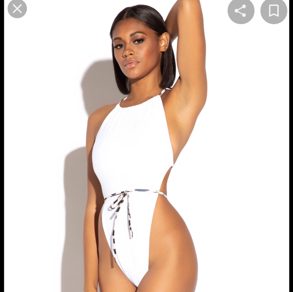 One piece swimsuit(s).